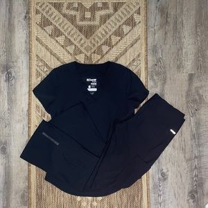 Grey’s Anatomy EDGE Scrubs